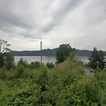בית נופש Fjordview Retreat *