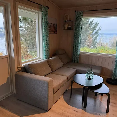 Fjordview Retreat