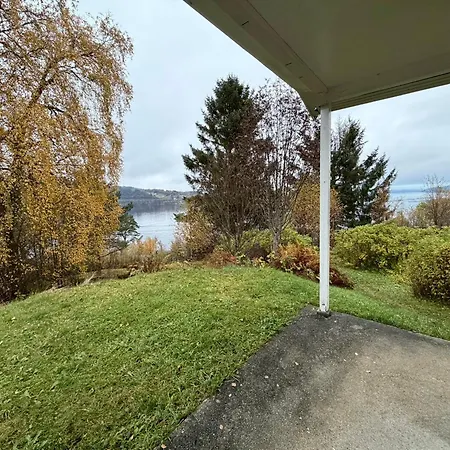 Fjordview Retreat *