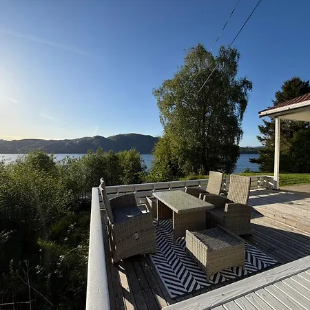 Fjordview Retreat Nyaraló *
